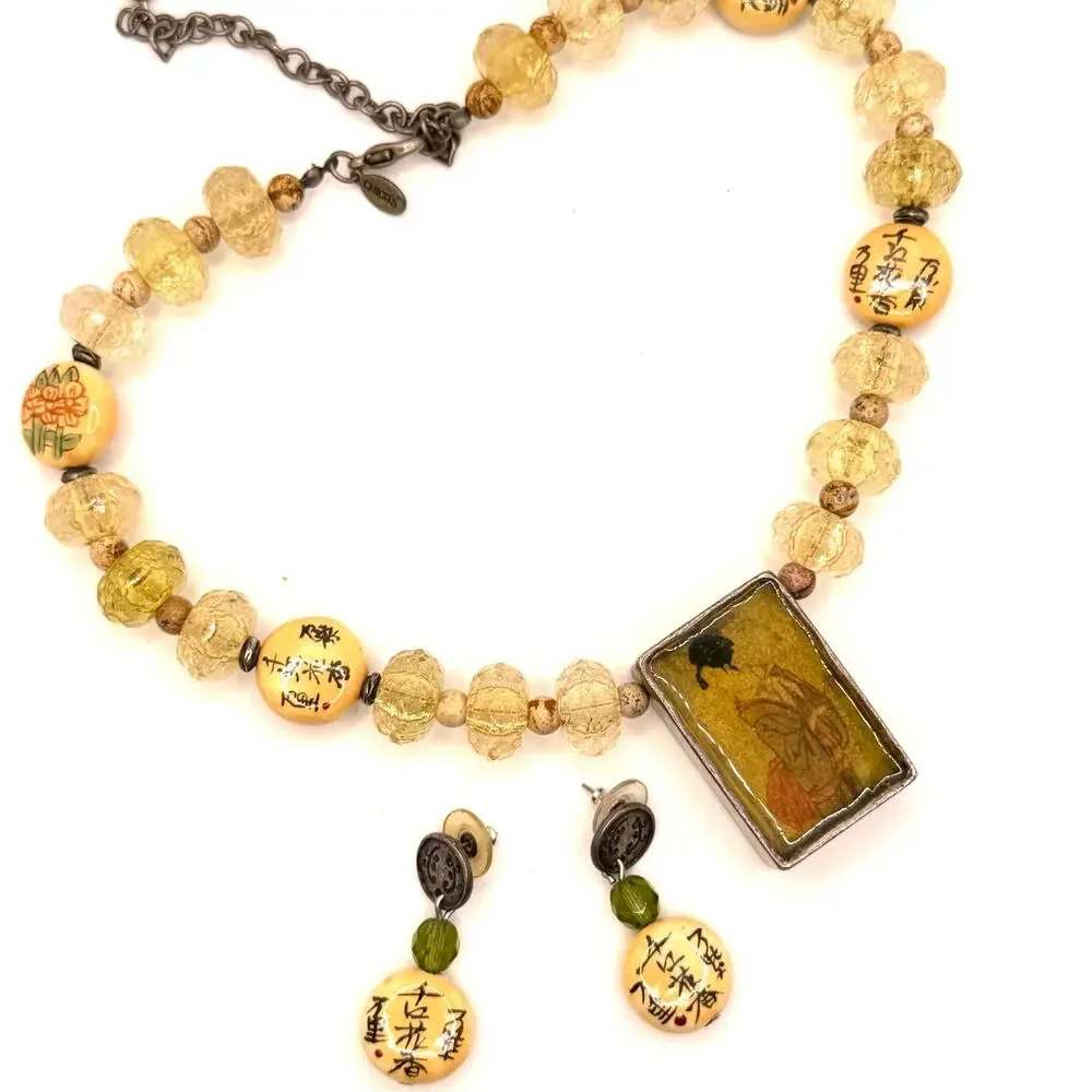 Vintage 90s Chico's Yellow Amber Chinoiserie Geisha Necklace Earring Set - Picture 4 of 10